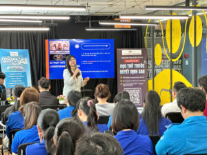 1453256977497517668 4