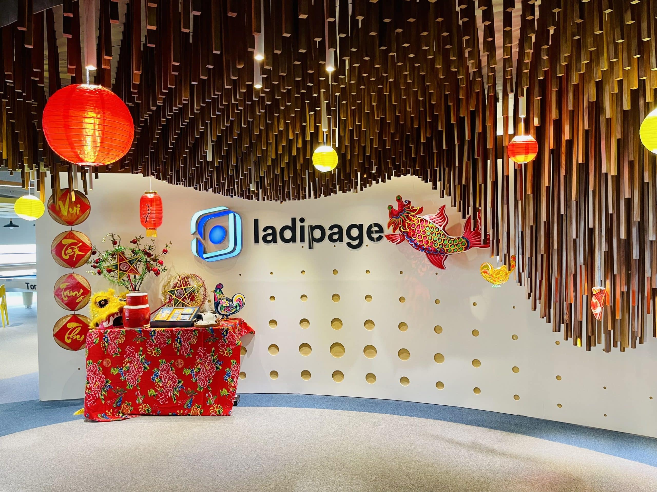 02 Company Visit LadiPage Việt Nam scaled