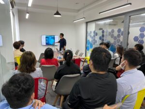 Sinh viên FPT Skillking có cơ hội tham quan học tập tại Accesstrade