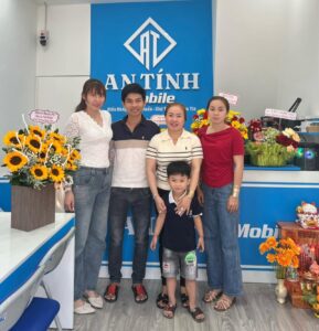 Khai trương cửa hàng khi bắt đầu làm đồ án tốt nghiệp