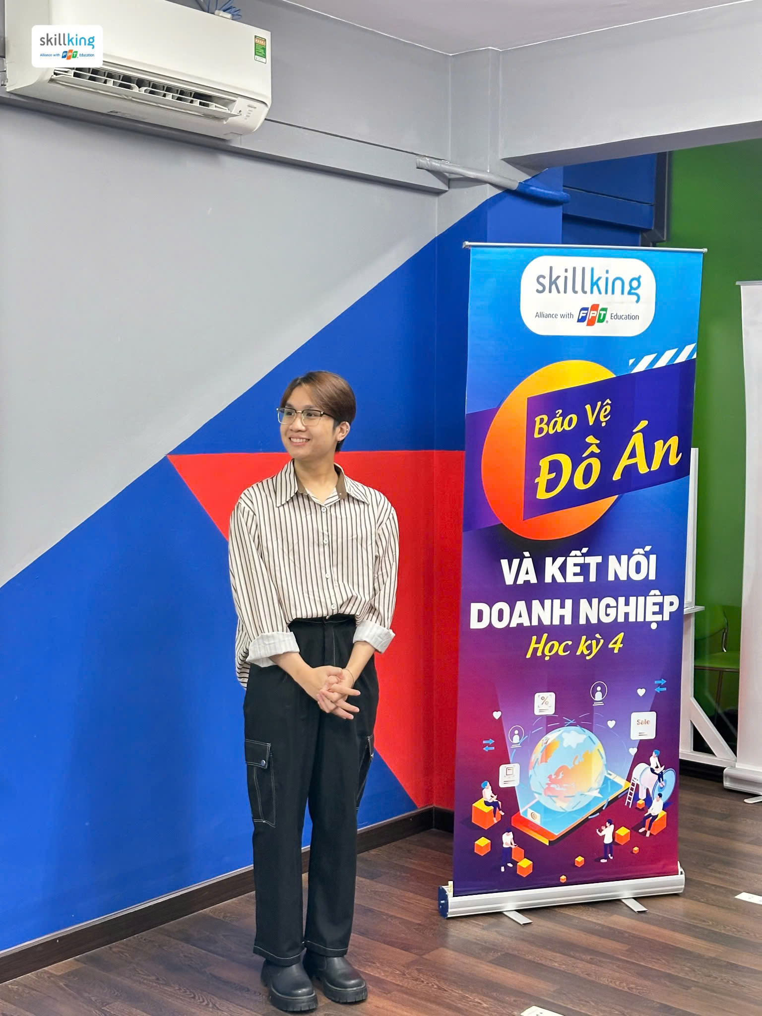 52f53f259a0a13544a1b