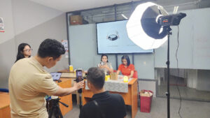 5d044c7f7c3ff561ac2e