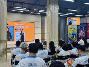 Cô Phương Anh – Phó Giám đốc Viện Đào tạo Quốc tế FPT nhắn gửi tới các tân sinh viên