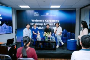 Tọa đàm Career talk tại lễ khai giảng chào mừng tân sinh viên tháng 8