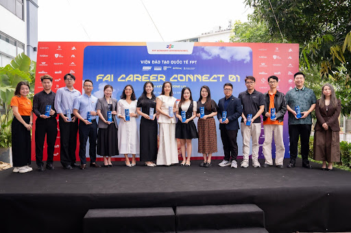 Không gian kết nối thực tế cùng 13 doanh nghiệp đa lĩnh vực