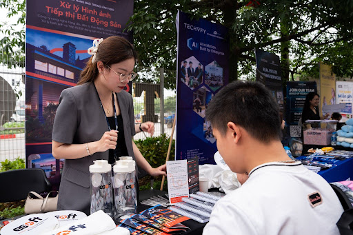 Chỉnh sửa CV trực tiếp