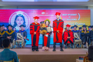 Trịnh Thị Thùy Dương - Thủ khoa FPT Skillking TP. Hồ Chí Minh