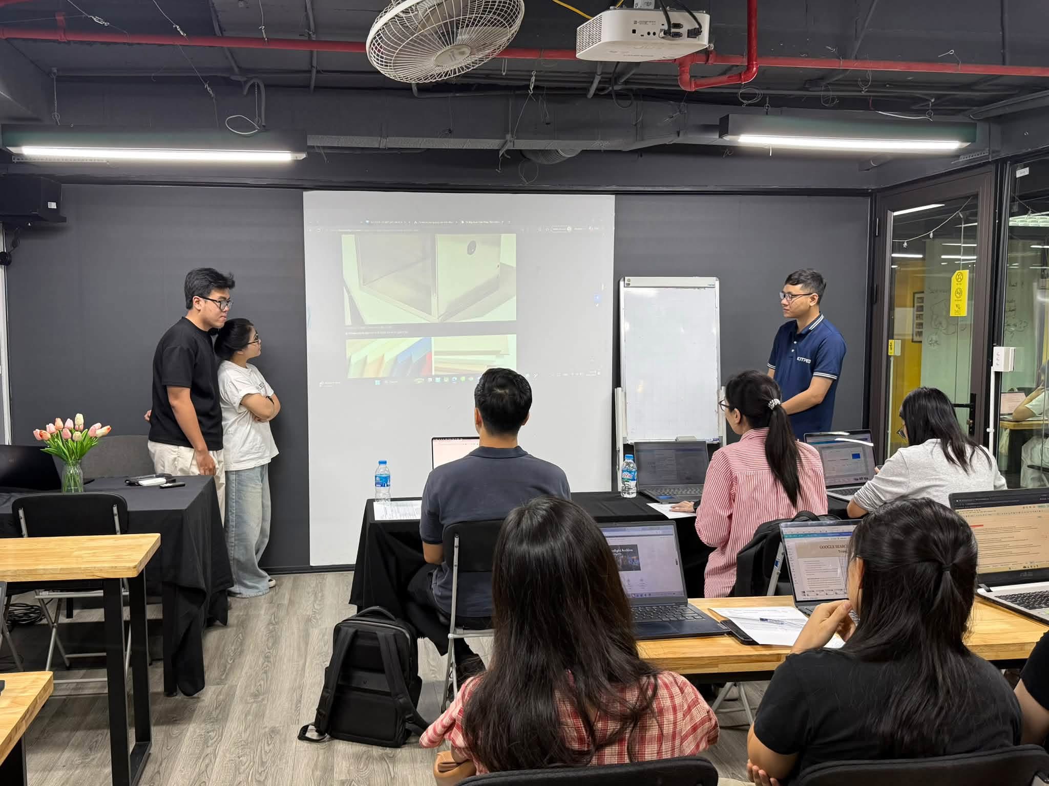 Thuyết trình nhóm Kitpro