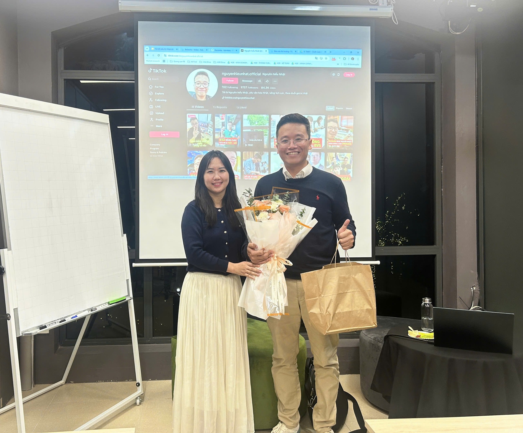 Giờ học doanh nghiệp